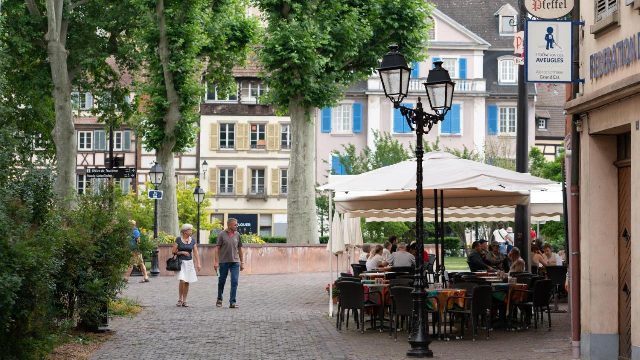 Mama With Aircon Including Parking 2 Cars Apartment Colmar Bagian luar foto