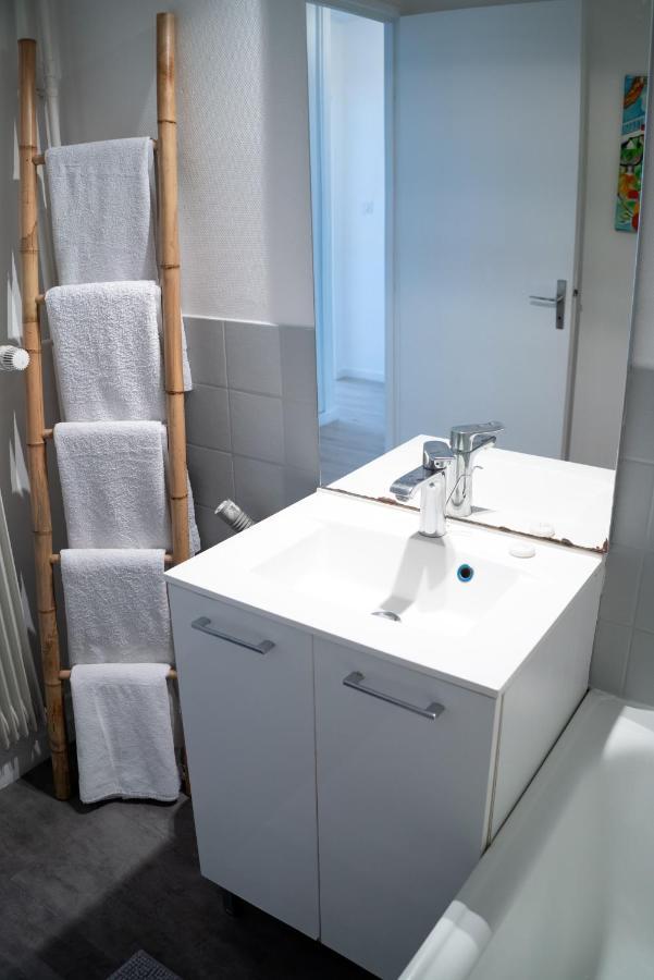 Mama With Aircon Including Parking 2 Cars Apartment Colmar Bagian luar foto