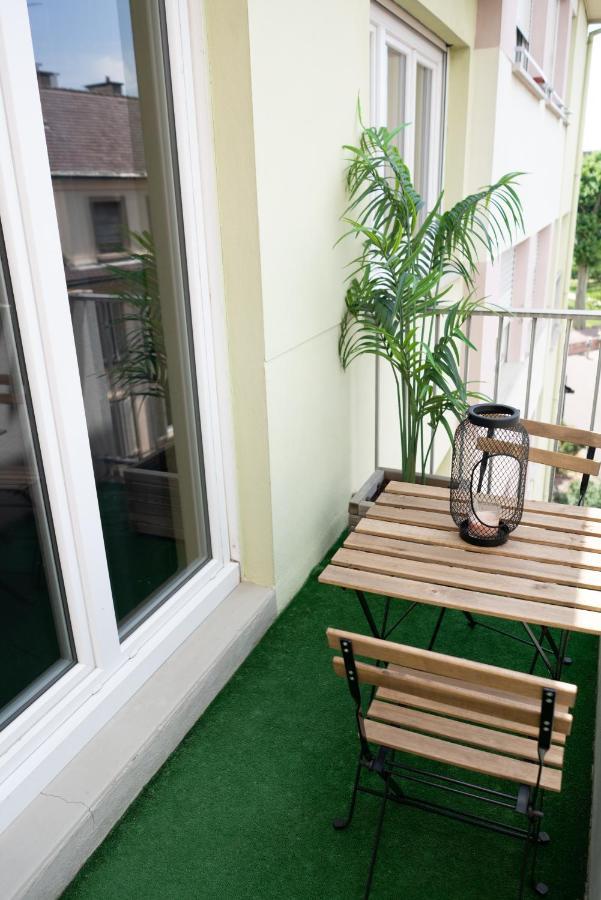 Mama With Aircon Including Parking 2 Cars Apartment Colmar Bagian luar foto